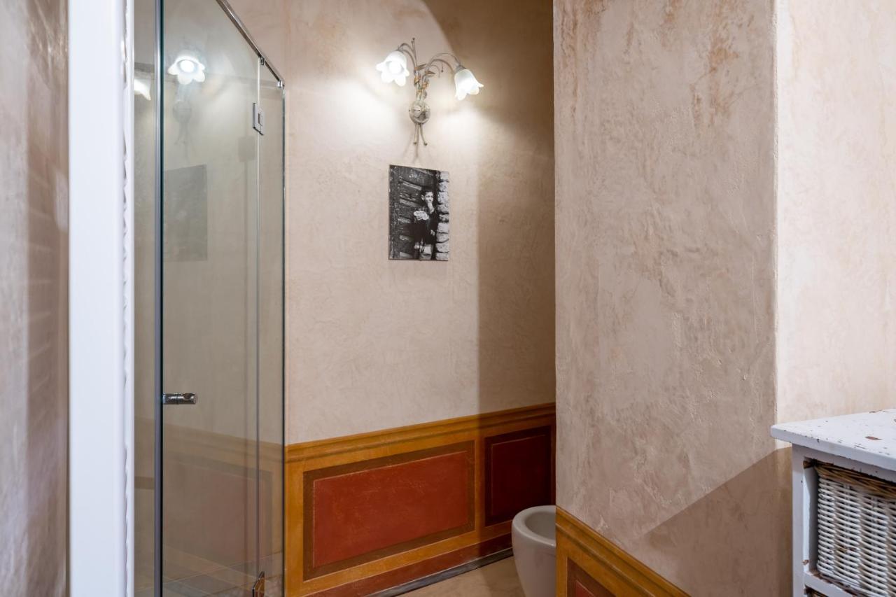 Le Chateau Franciacorta - By Host4U Apartment Colombaro  Bagian luar foto